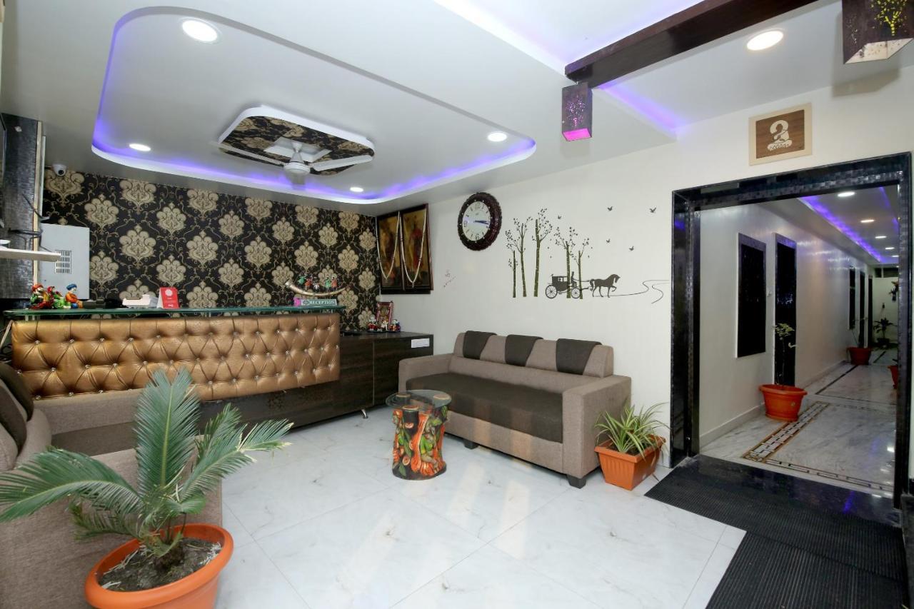 Oyo Flagship 27933 Hotel Green Valley Rāipur Екстериор снимка