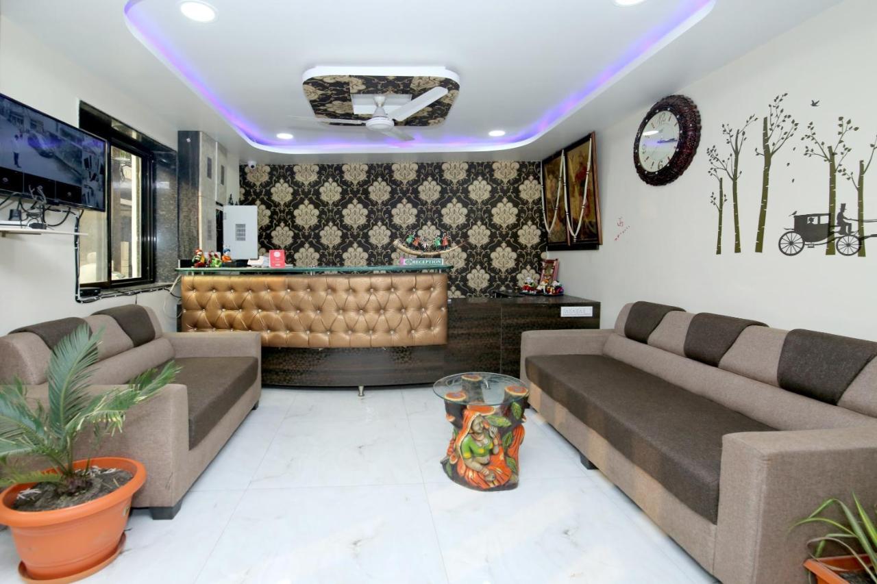 Oyo Flagship 27933 Hotel Green Valley Rāipur Екстериор снимка